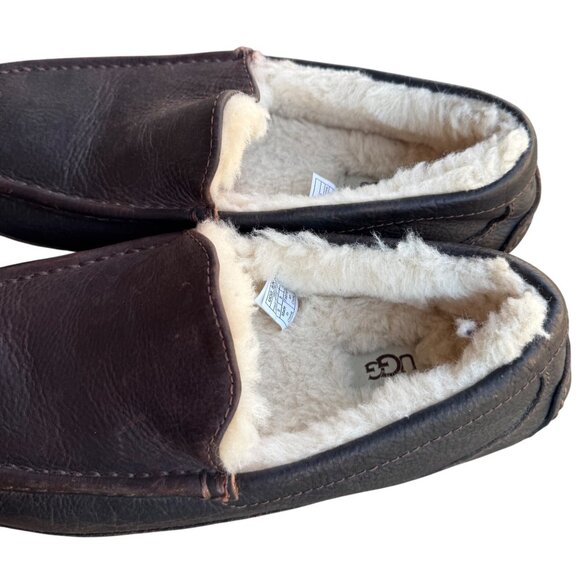 UGG Mens Shearling Lined Leather Slippers Size 9 UK 8 EU 42 - Picture 12 of 13